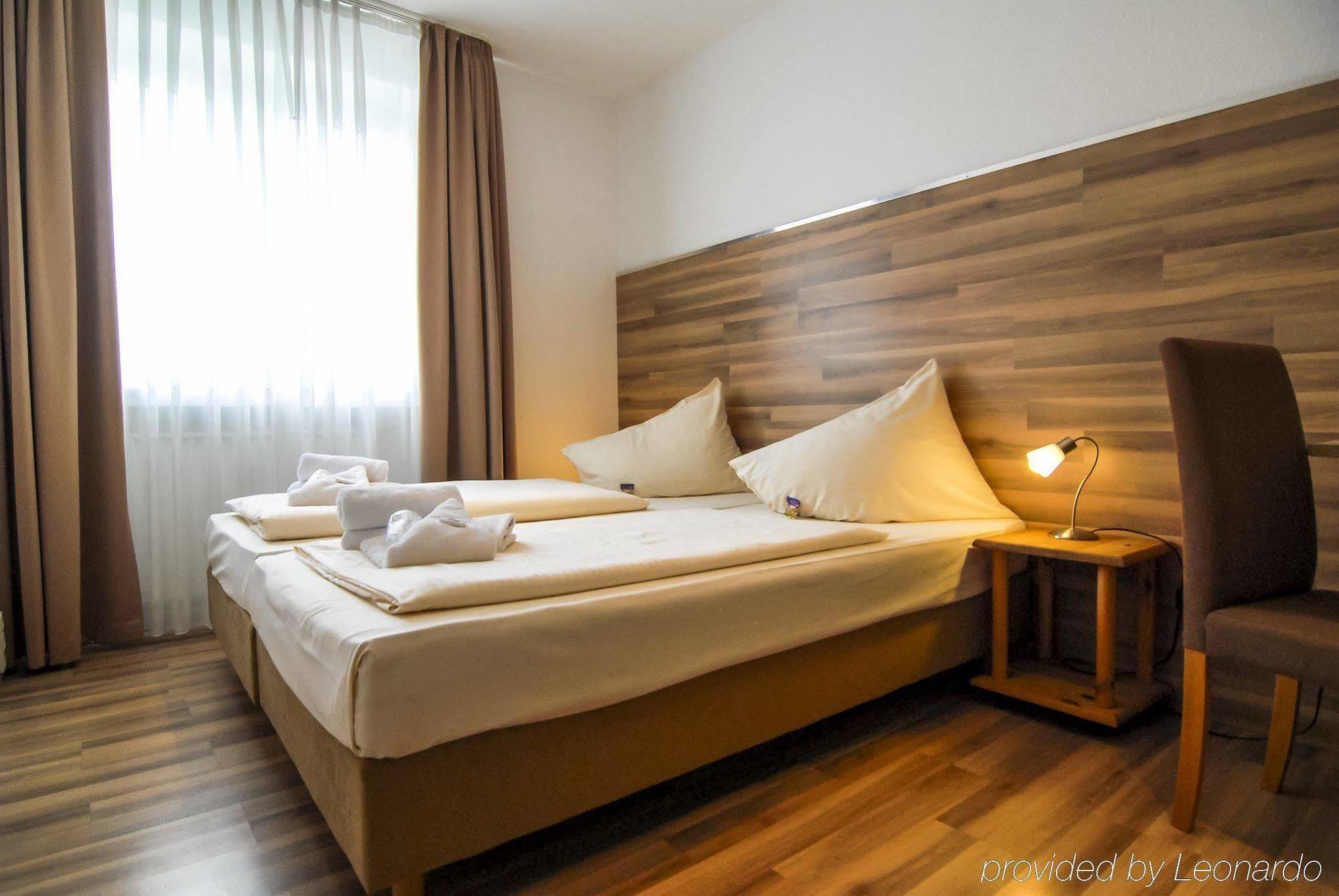 Petul Apart Hotel Ernestine エッセン エクステリア 写真